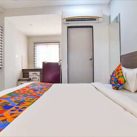 Fabhotel Dev'S Inn อินดอร์ ภายนอก รูปภาพ
