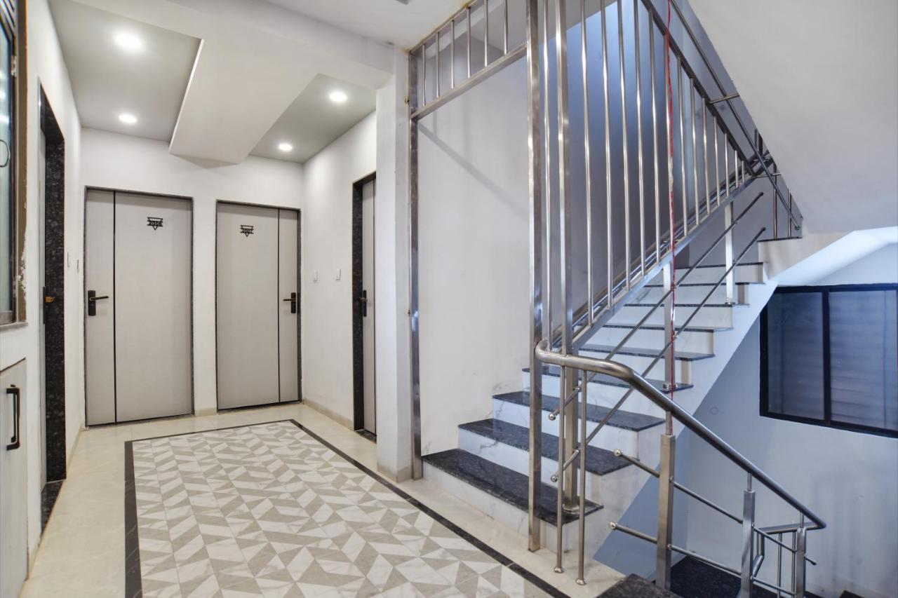 Fabhotel Dev'S Inn อินดอร์ ภายนอก รูปภาพ