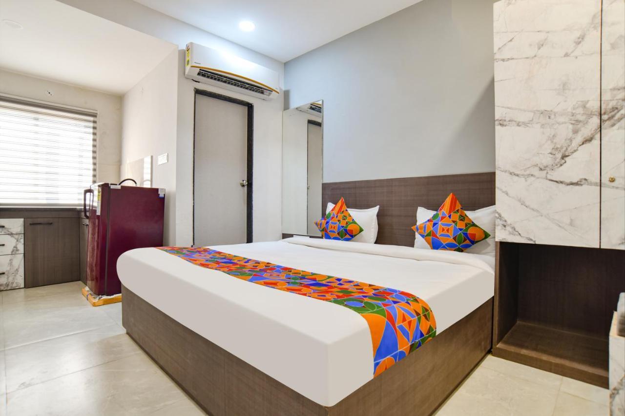 Fabhotel Dev'S Inn อินดอร์ ภายนอก รูปภาพ