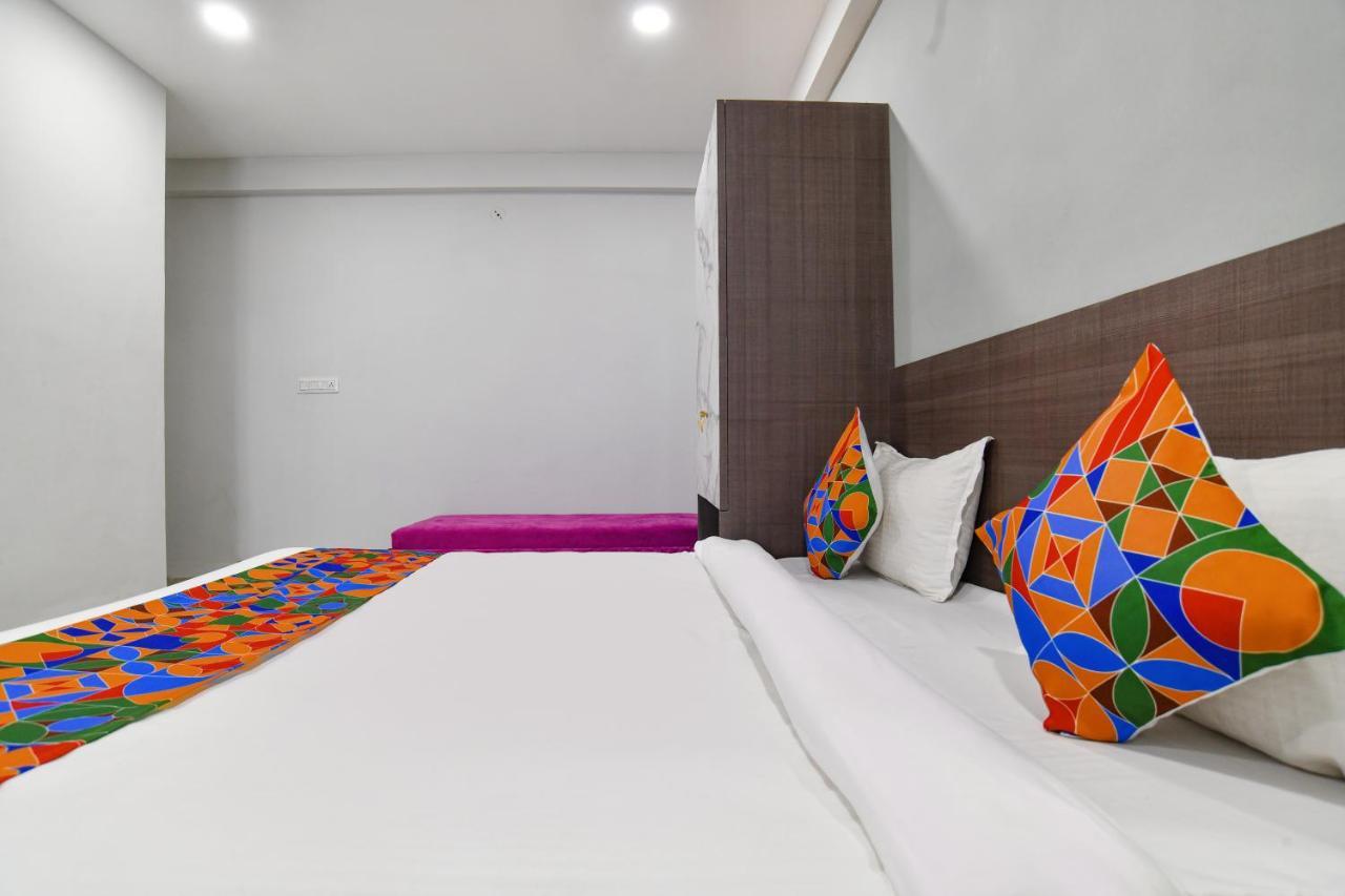 Fabhotel Dev'S Inn อินดอร์ ภายนอก รูปภาพ